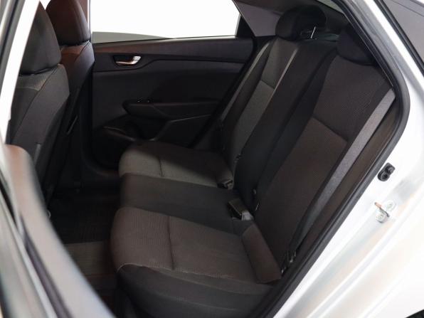Hyundai Solaris II с пробегом 2019 года, цена 1 379 000 рублей, 102388 км, седан, Автокод Объявления