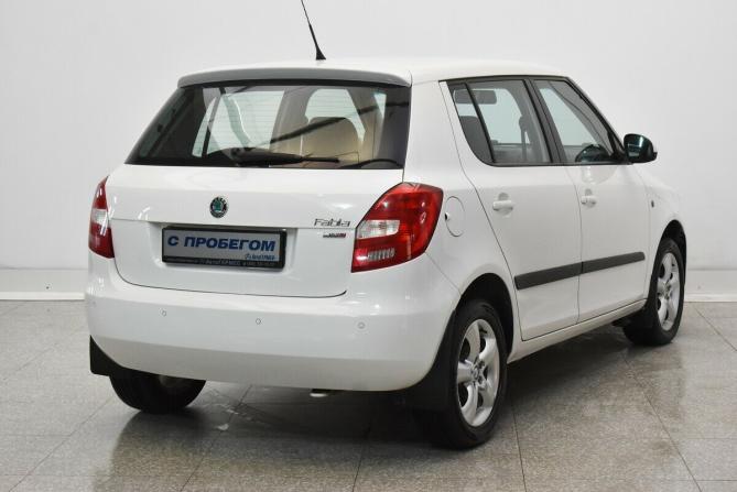 Skoda Fabia II Рестайлинг с пробегом 2011 года, цена 530 000 рублей, 281075 км, хэтчбек, Автокод Объявления