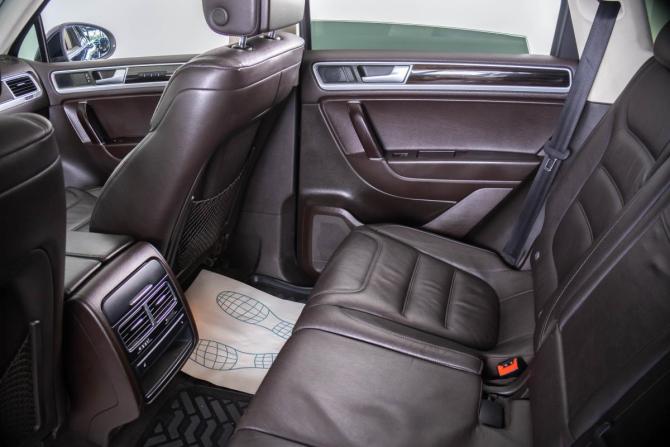 Volkswagen Touareg II Рестайлинг с пробегом 2015 года, цена 3 200 000 рублей, 144000 км, внедорожник, Автокод Объявления