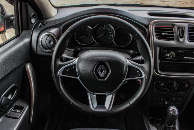 Renault Sandero II Рестайлинг с пробегом 2019 года, цена 989 000 рублей, 58257 км, хэтчбек, Автокод Объявления