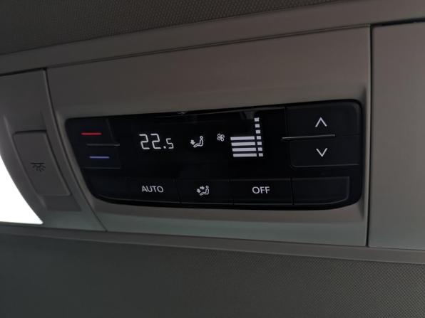 Volkswagen Multivan T6 Рестайлинг с пробегом 2021 года, цена 6 195 000 рублей, 68484 км, минивэн, Автокод Объявления
