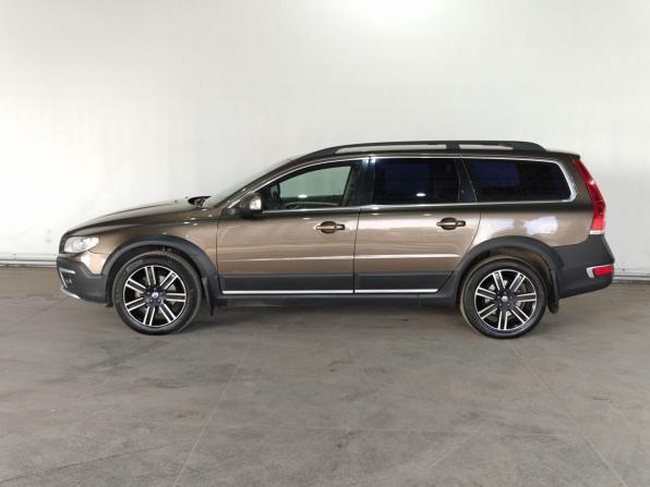 Volvo XC70 II Рестайлинг с пробегом 2016 года, цена 1 969 000 рублей, 269795 км, универсал, Автокод Объявления