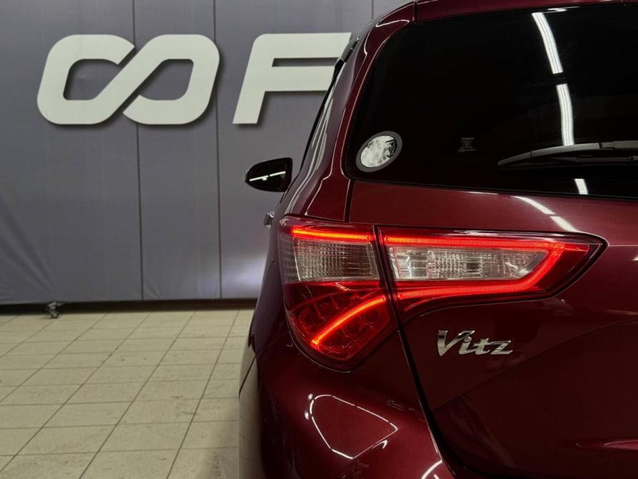 Toyota Vitz III (XP130) Рестайлинг Благовещенск  - изображение 10