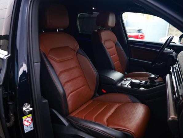 Volkswagen Touareg III с пробегом 2018 года, цена 4 300 000 рублей, 159998 км, внедорожник, Автокод Объявления