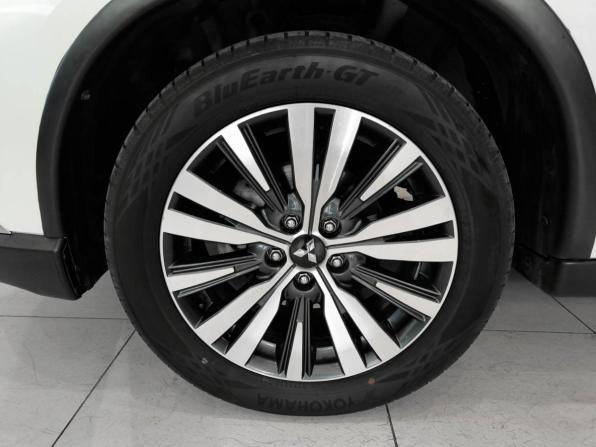 Mitsubishi Outlander III Рестайлинг 3 с пробегом 2018 года, цена 2 450 000 рублей, 75782 км, внедорожник, Автокод Объявления