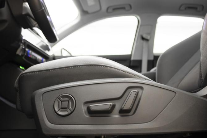 Audi Q3 II (F3) с пробегом 2023 года, цена 3 990 000 рублей, 37652 км, внедорожник, Автокод Объявления