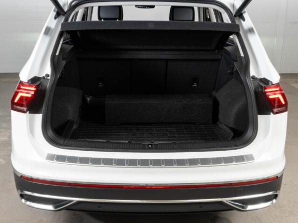 Volkswagen Tiguan II Рестайлинг с пробегом 2021 года, цена 3 428 000 рублей, 90364 км, внедорожник, Автокод Объявления