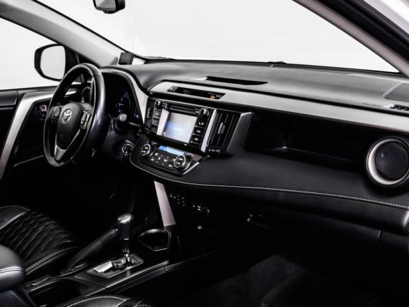 Toyota RAV4 IV (XA40) Рестайлинг с пробегом 2016 года, цена 2 270 000 рублей, 78779 км, внедорожник, Автокод Объявления