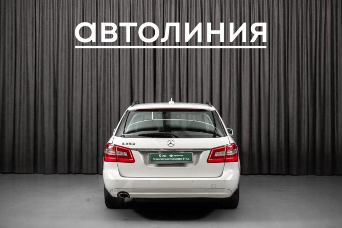 Mercedes-Benz E-Класс IV (W212 S212 C207) с пробегом 2012 года, цена 1 299 000 рублей, 180000 км, универсал, Автокод Объявления