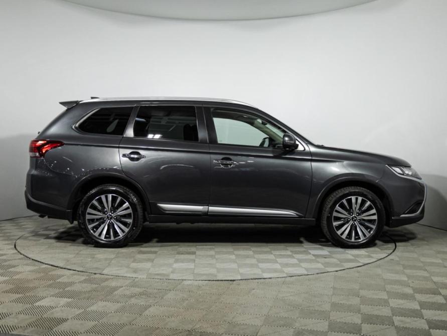 Mitsubishi Outlander III Рестайлинг 3 Санкт-Петербург  - изображение 4