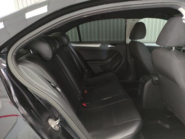 Volkswagen Jetta VI Рестайлинг с пробегом 2015 года, цена 900 000 рублей, 262820 км, седан, Автокод Объявления