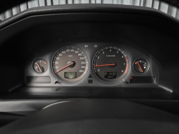 Volvo S60 I Рестайлинг с пробегом 2005 года, цена 770 000 рублей, 188788 км, седан, Автокод Объявления