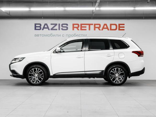 Mitsubishi Outlander III Рестайлинг 2 с пробегом 2015 года, цена 1 690 000 рублей, 177907 км, внедорожник, Автокод Объявления