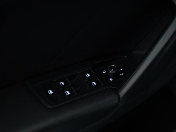 Volkswagen Tiguan II с пробегом 2019 года, цена 2 157 055 рублей, 144035 км, внедорожник, Автокод Объявления