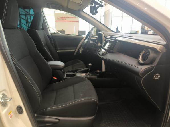 Toyota RAV4 IV (XA40) Рестайлинг с пробегом 2016 года, цена 2 450 000 рублей, 73000 км, внедорожник, Автокод Объявления