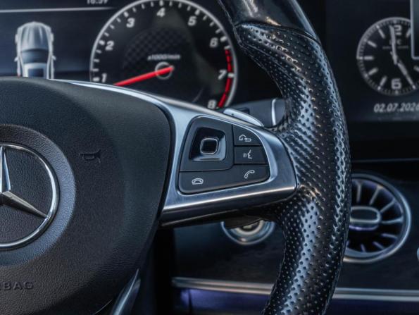 Mercedes-Benz E-Класс V (W213 S213 C238) с пробегом 2016 года, цена 2 898 000 рублей, 176204 км, седан, Автокод Объявления
