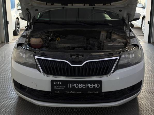 Skoda Rapid I Рестайлинг с пробегом 2018 года, цена 999 000 рублей, 248388 км, лифтбек, Автокод Объявления