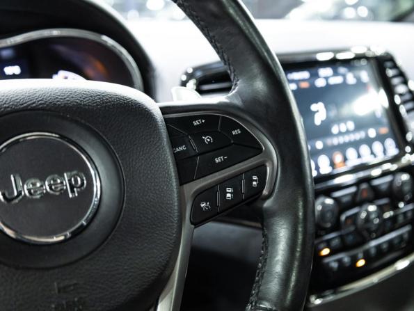 Jeep Grand Cherokee IV (WK2) Рестайлинг с пробегом 2019 года, цена 3 950 100 рублей, 130698 км, внедорожник, Автокод Объявления