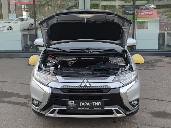Mitsubishi Outlander III Рестайлинг 3 с пробегом 2019 года, цена 2 185 000 рублей, 108270 км, внедорожник, Автокод Объявления