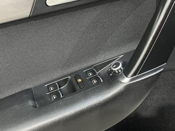 Volkswagen Passat B7 с пробегом 2014 года, цена 1 115 000 рублей, 214184 км, седан, Автокод Объявления
