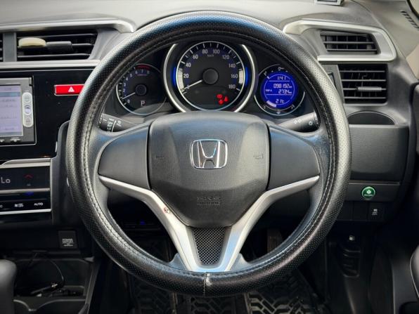 Honda Fit II с пробегом 2014 года, цена 1 050 000 рублей, 98000 км, хэтчбек, Автокод Объявления