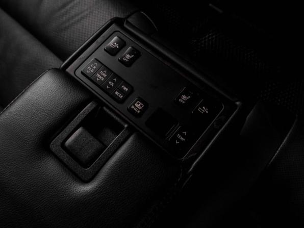 Toyota Camry VII (XV50) Рестайлинг с пробегом 2017 года, цена 2 599 000 рублей, 133691 км, седан, Автокод Объявления