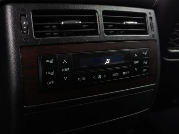 Toyota Land Cruiser 200 Series Рестайлинг 2 с пробегом 2016 года, цена 5 399 000 рублей, 169554 км, внедорожник, Автокод Объявления