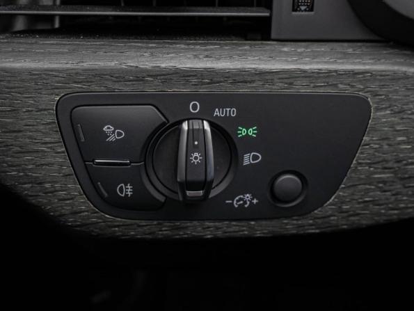 Audi A4 V (B9) с пробегом 2019 года, цена 2 349 000 рублей, 134406 км, седан, Автокод Объявления