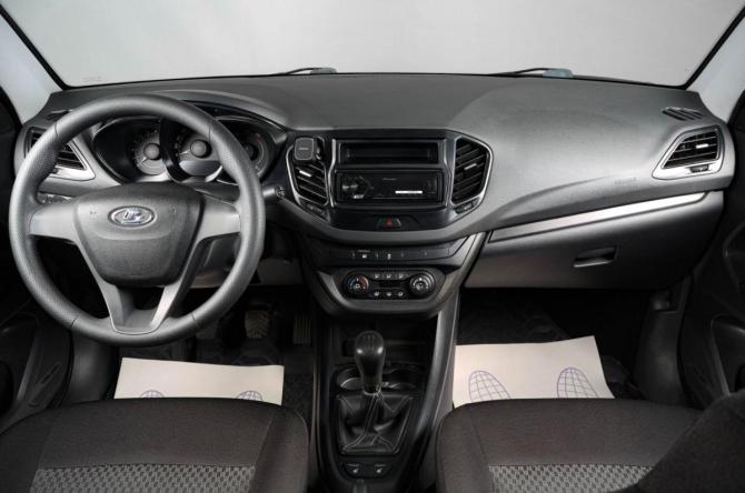 Lada (ВАЗ) Vesta I с пробегом 2017 года, цена 949 000 рублей, 100000 км, седан, Автокод Объявления