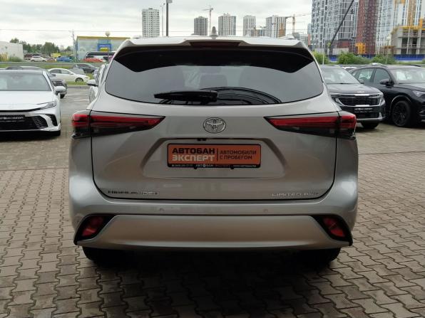 Toyota Highlander IV (XU70) с пробегом 2025 года, цена 5 550 000 рублей, 4290 км, внедорожник, Автокод Объявления