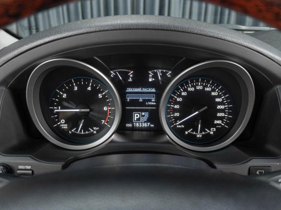 Toyota Land Cruiser 200 Series Рестайлинг 1 Тюмень  - изображение 15