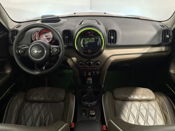 Mini Countryman II с пробегом 2017 года, цена 1 790 000 рублей, 246862 км, внедорожник, Автокод Объявления