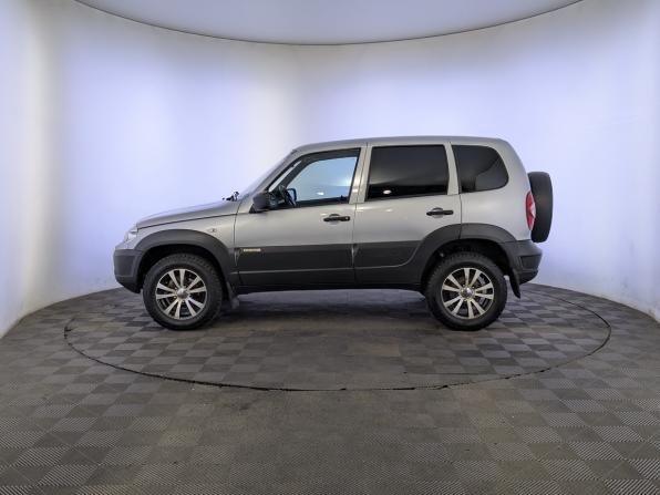 Chevrolet Niva I Рестайлинг с пробегом 2017 года, цена 790 000 рублей, 72838 км, внедорожник, Автокод Объявления
