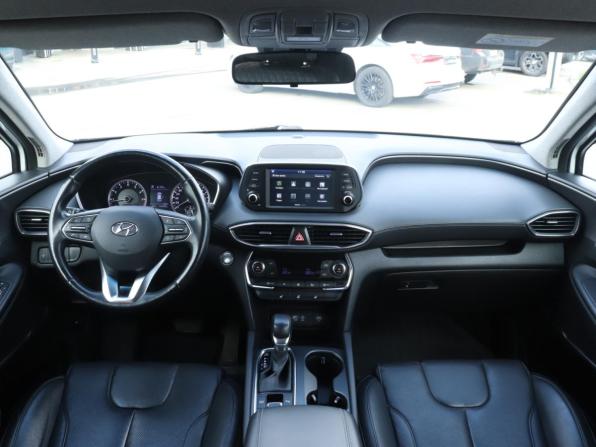 Hyundai Santa Fe IV с пробегом 2019 года, цена 2 640 000 рублей, 136905 км, внедорожник, Автокод Объявления
