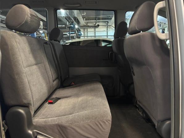 Toyota Noah I (R60) с пробегом 2005 года, цена 649 000 рублей, 335062 км, минивэн, Автокод Объявления