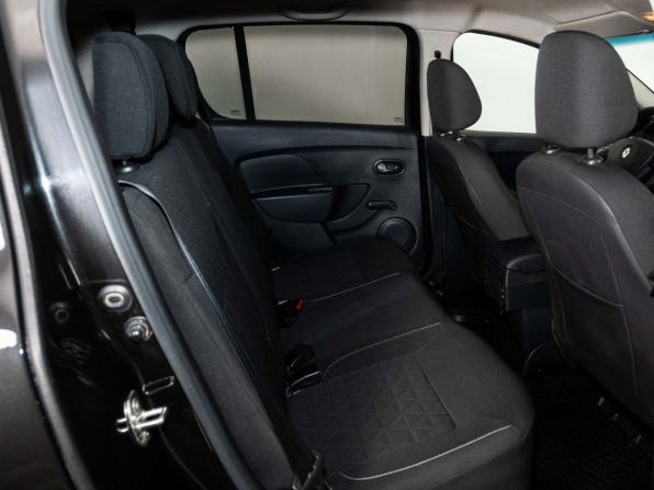 Renault Sandero II с пробегом 2017 года, цена 998 000 рублей, 126200 км, хэтчбек, Автокод Объявления