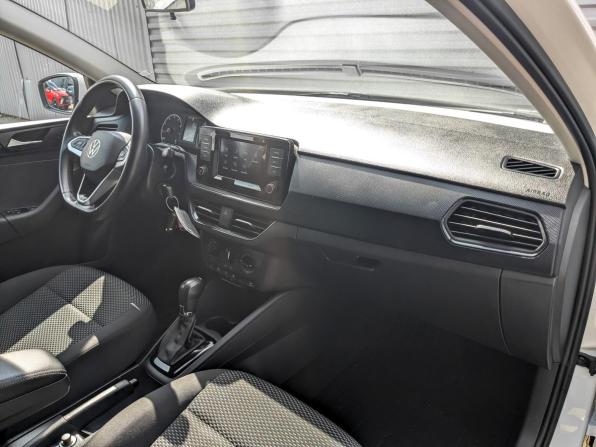 Volkswagen Polo VI с пробегом 2022 года, цена 1 689 000 рублей, 85170 км, лифтбек, Автокод Объявления