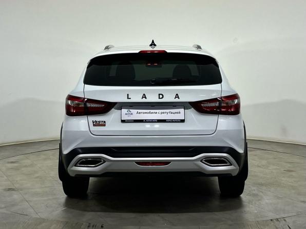 Lada (ВАЗ) Vesta I Рестайлинг (NG) с пробегом 2024 года, цена 1 625 000 рублей, 11791 км, универсал, Автокод Объявления