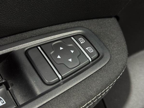 Renault Arkana I с пробегом 2019 года, цена 1 399 000 рублей, 133784 км, внедорожник, Автокод Объявления