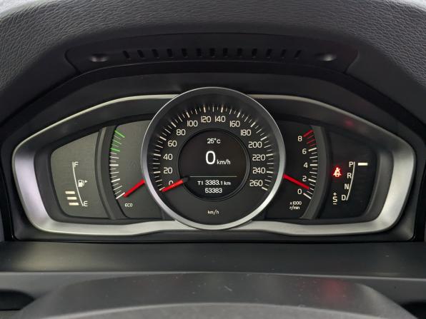 Volvo S60 II Рестайлинг с пробегом 2017 года, цена 2 150 000 рублей, 53376 км, седан, Автокод Объявления