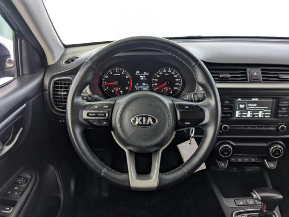 Kia Rio IV Рестайлинг с пробегом 2021 года, цена 1 700 000 рублей, 112810 км, хэтчбек, Автокод Объявления