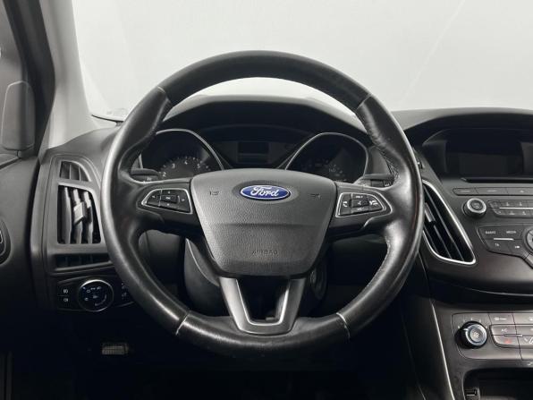 Ford Focus III Рестайлинг с пробегом 2017 года, цена 1 075 000 рублей, 121311 км, хэтчбек, Автокод Объявления
