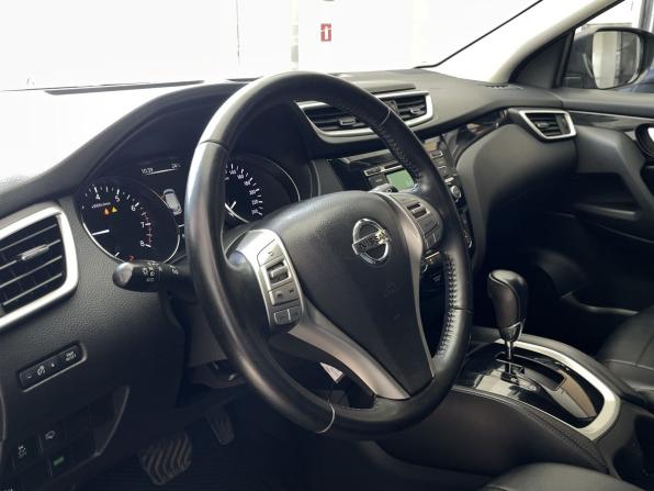 Nissan Qashqai II с пробегом 2017 года, цена 1 870 000 рублей, 88800 км, внедорожник, Автокод Объявления