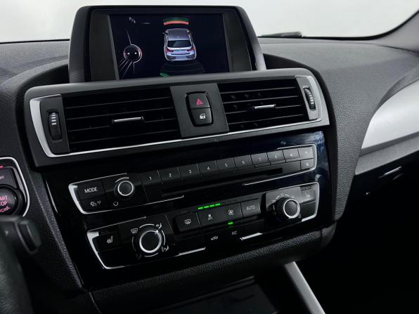 BMW 1 серии II (F20/F21) Рестайлинг 2 с пробегом 2017 года, цена 1 680 000 рублей, 96814 км, хэтчбек, Автокод Объявления