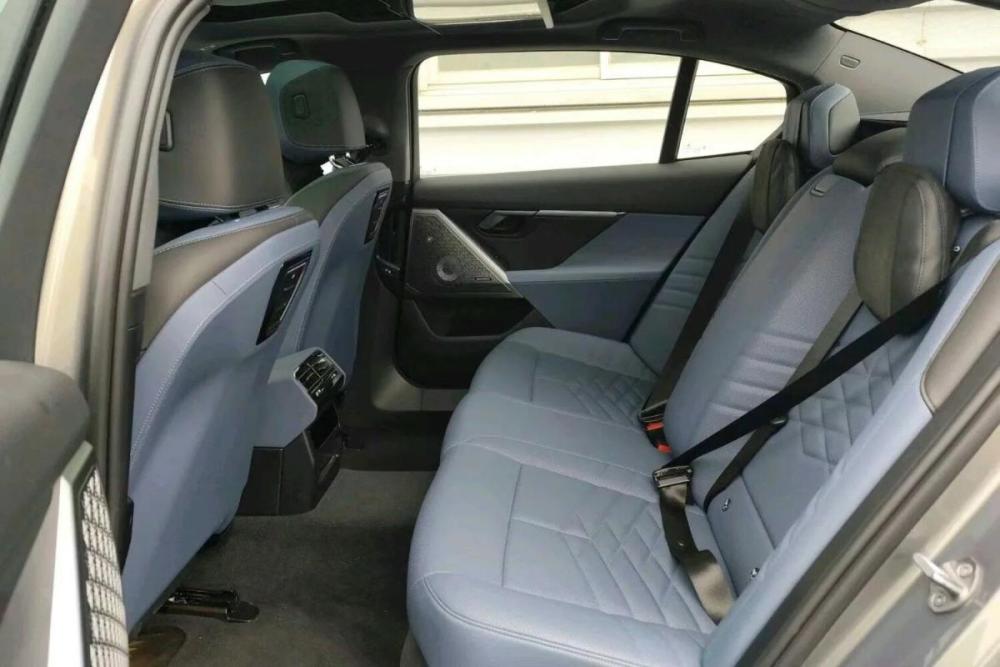 BMW i5 Краснодар  - изображение 11