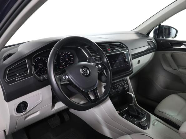 Volkswagen Tiguan II с пробегом 2017 года, цена 2 550 000 рублей, 89381 км, внедорожник, Автокод Объявления
