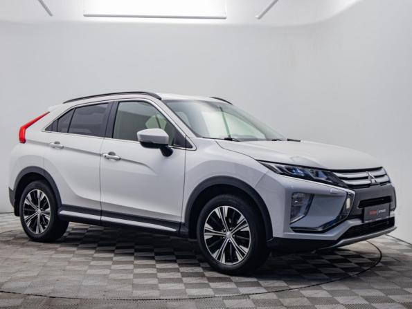 Mitsubishi Eclipse Cross I с пробегом 2018 года, цена 1 570 000 рублей, 167238 км, внедорожник, Автокод Объявления