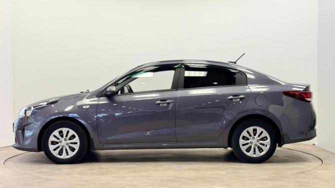 Kia Rio IV Рестайлинг с пробегом 2021 года, цена 1 599 500 рублей, 73515 км, седан, Автокод Объявления