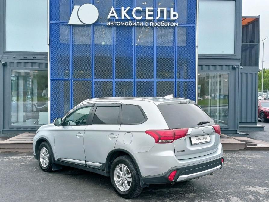 Mitsubishi Outlander III Рестайлинг 2 Архангельск  - изображение 7