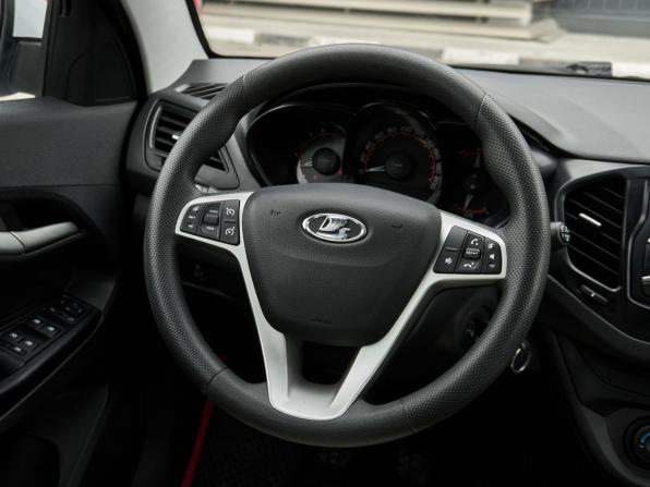 Lada (ВАЗ) Vesta I с пробегом 2021 года, цена 898 000 рублей, 143564 км, седан, Автокод Объявления